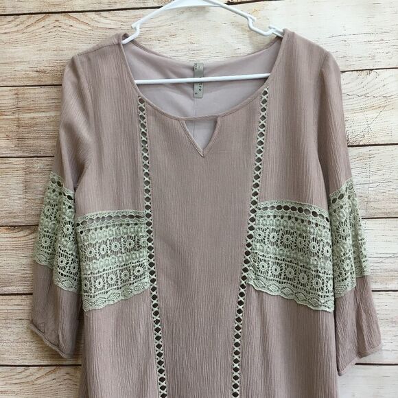 ENTRO DRESS IN‎ BLUSH WITH COTTON CROCHETED LACE - Picture 2 of 5